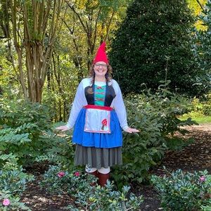 Meet your Posher, Elaina